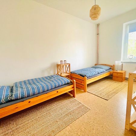 "Mts-Haus Zettemin" - 2 Familienfreundliche Ferienwohnungen In Mecklenburg Eksteriør billede